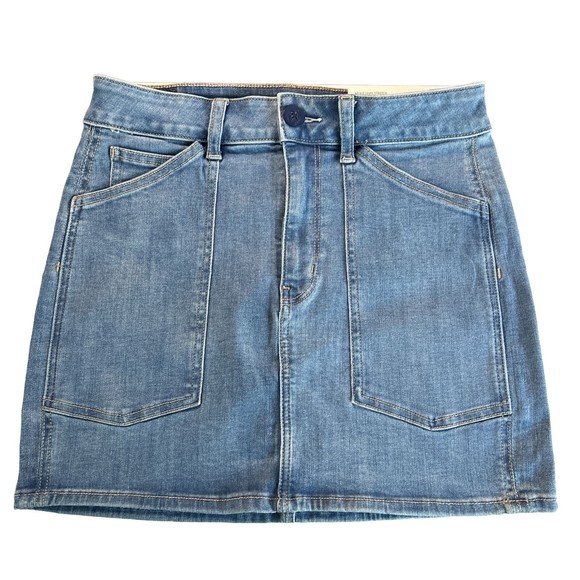 American Eagle Women's Blue Denim Skirt Size 6 Hi Rise Mini Next Level Stretch - Picture 1 of 4